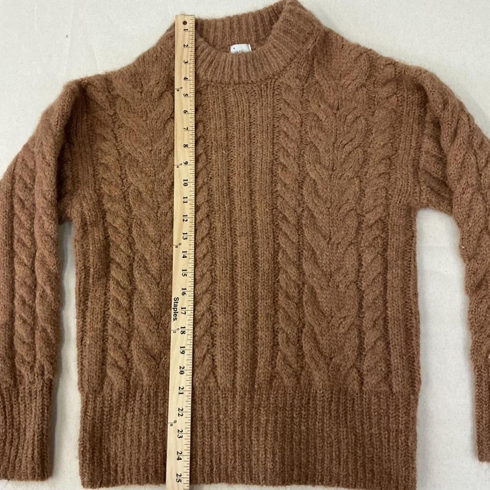 A New Day brown cable knit sweater